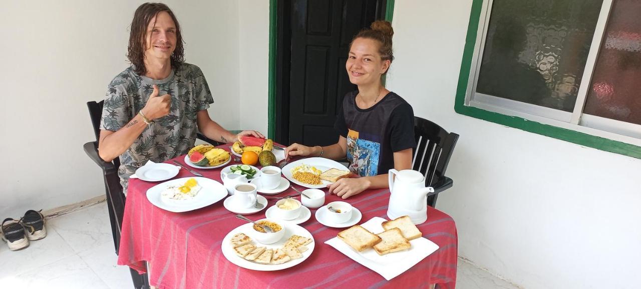 Green House Inn Тринкомале Екстериор снимка
