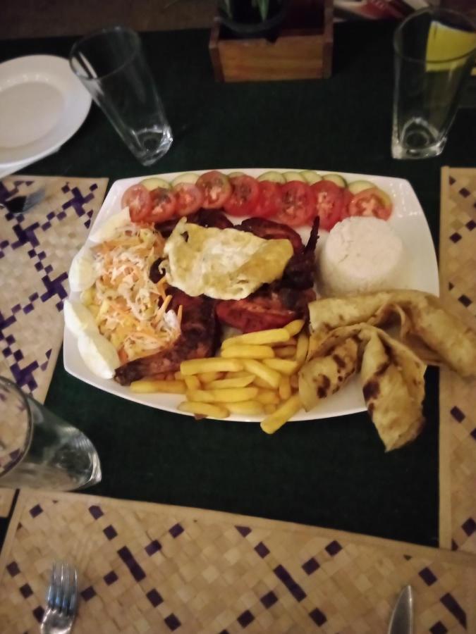 Green House Inn Тринкомале Екстериор снимка